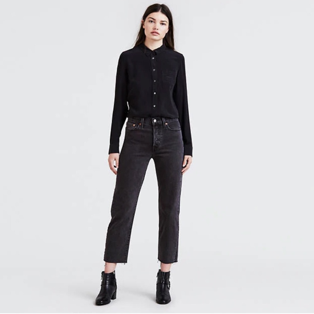 Levis wedgie fit jean— size 25